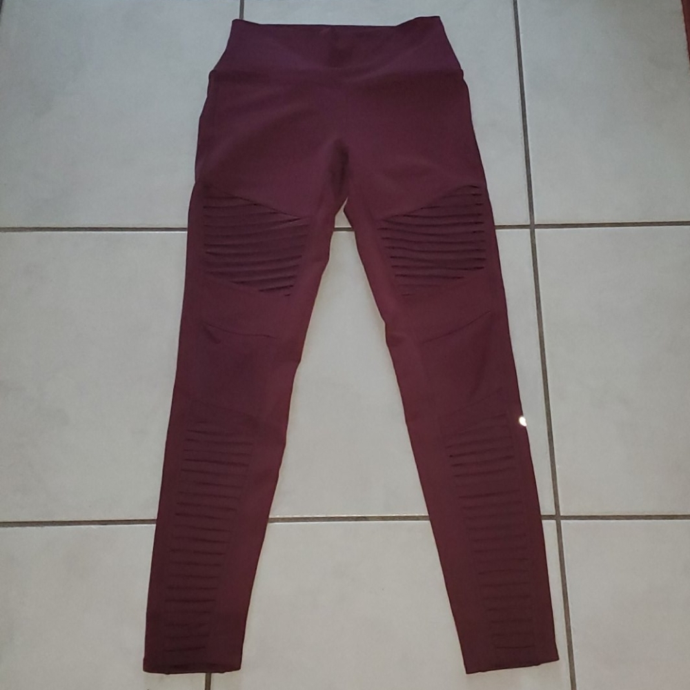Alo yoga Moto leggings Sz M